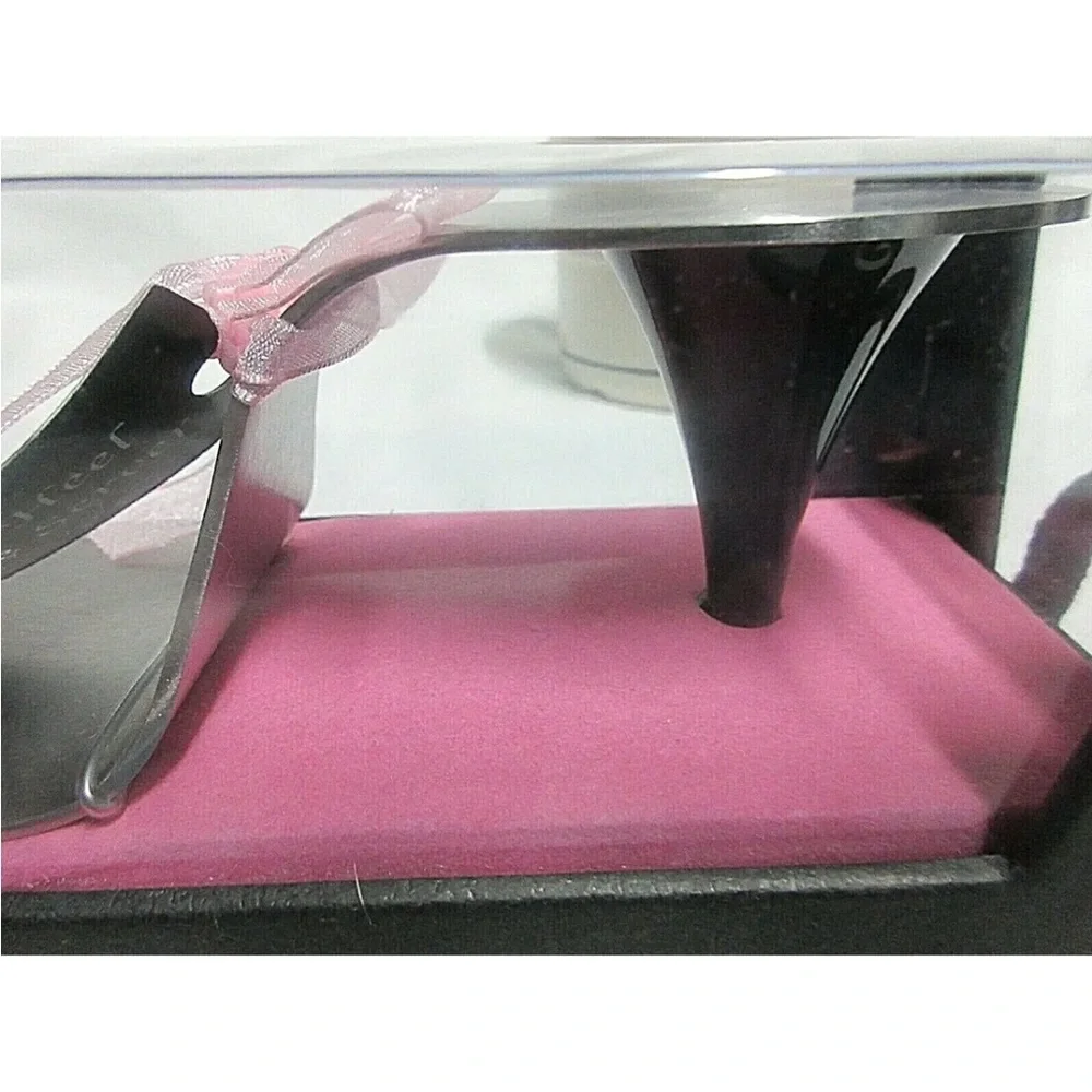 NEW High Heel Cake Server BY WILD EYE DESIGN STAINLESS STEEL NOVELTY